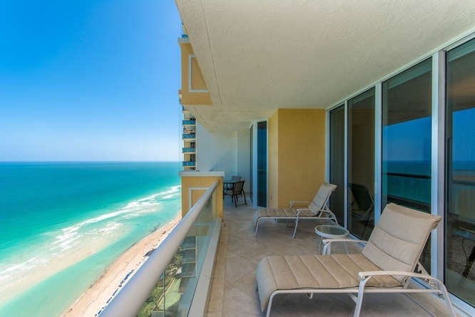 Acqualina Resort & Residences on the Beach
