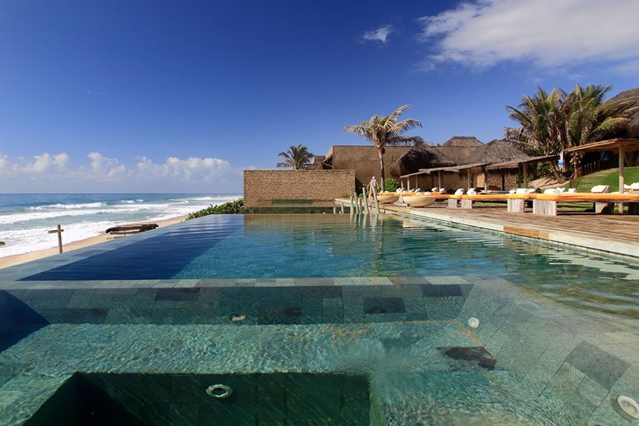 Kenoa Exclusive Beach Spa & Resort