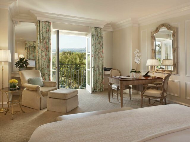 The Peninsula Beverly Hills